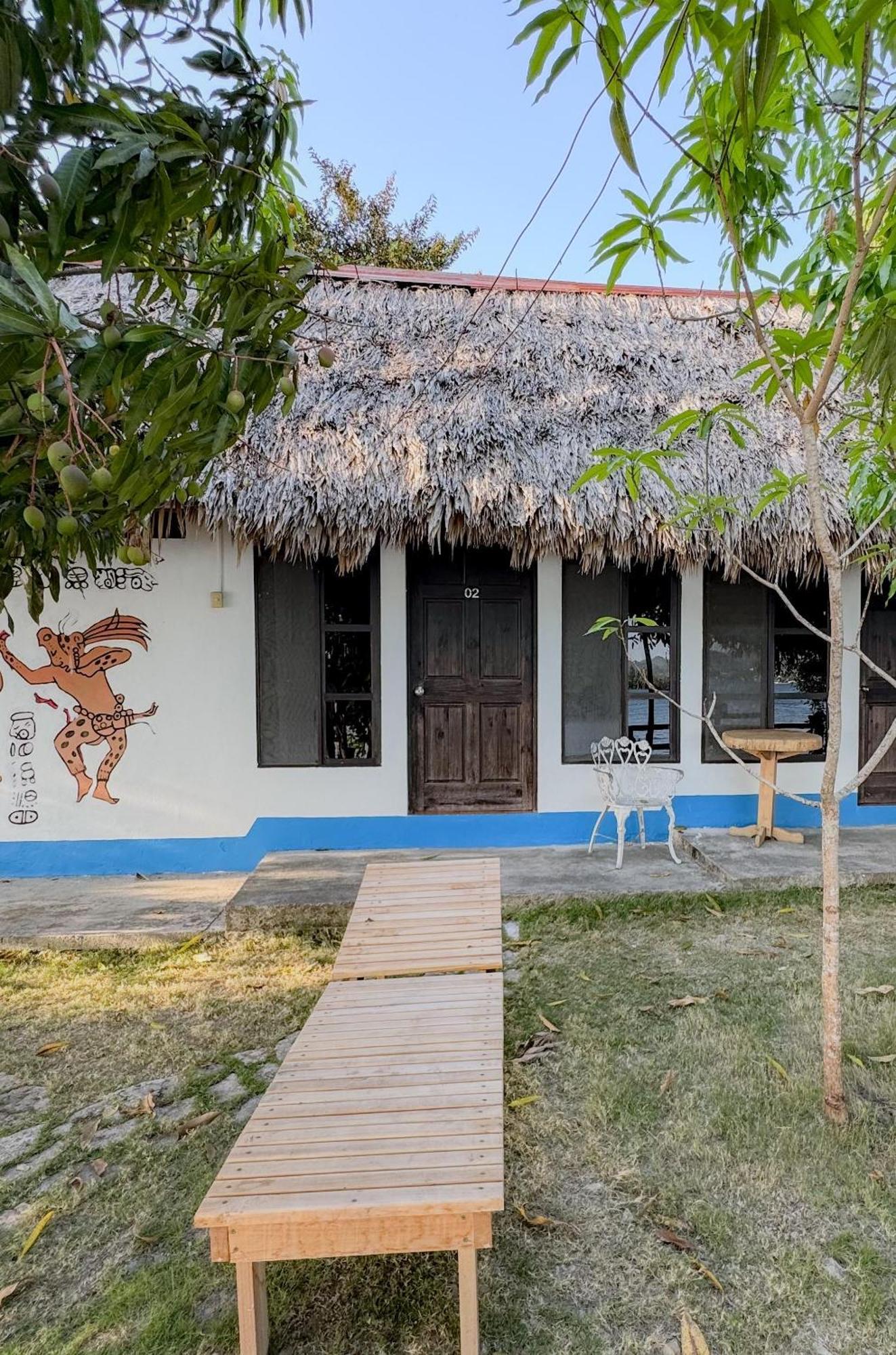 Mayan Spirit 弗洛勒斯 外观 照片